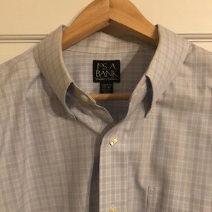 Men’s tailored fit (17 1/2-34) Jos A. Bank shirt